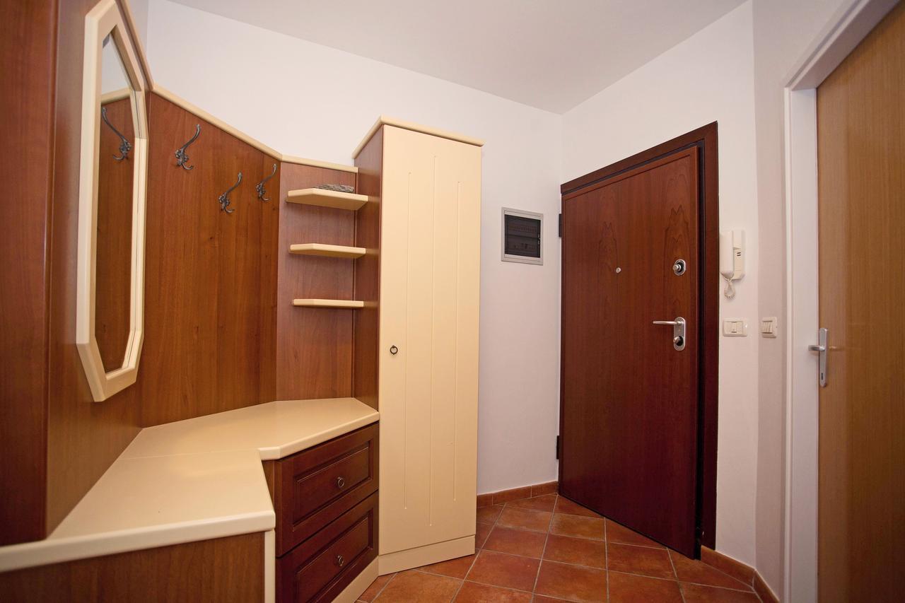 Apartment Pia 罗维尼 外观 照片